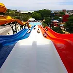 Spazzio Diroma Com Acesso Gratuito Ao Acqua Park E Splash