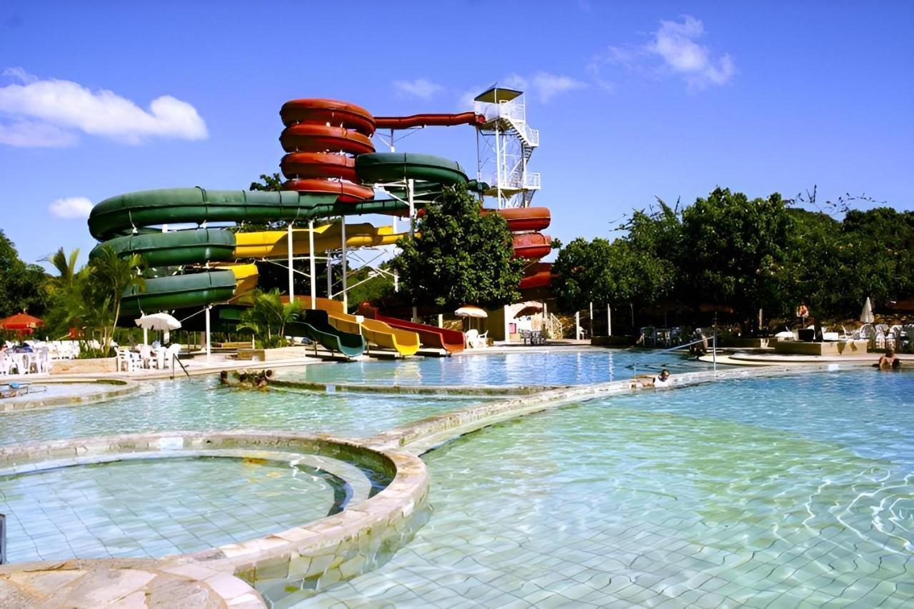 Aparthotel Spazzio Diroma Com Acesso Gratuito Ao Acqua Park E Splash Caldas Novas
